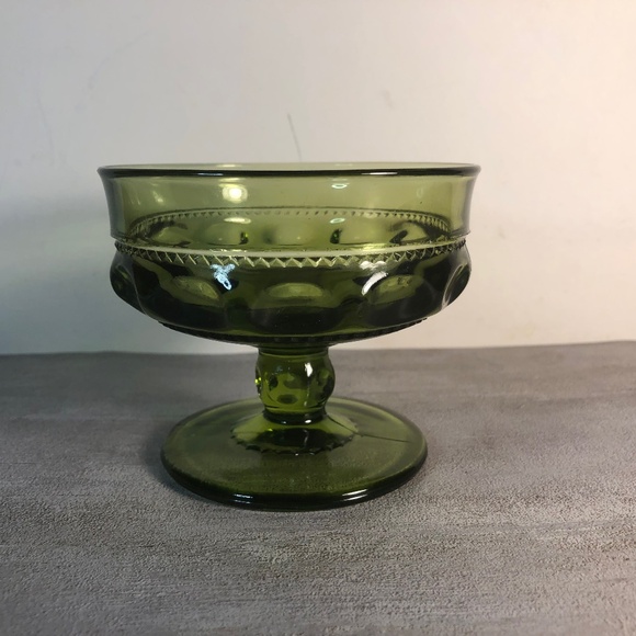 Vintage Green Indiana Glass Kings Crown Thumbprint Dessert Pudding Glass - Picture 1 of 6